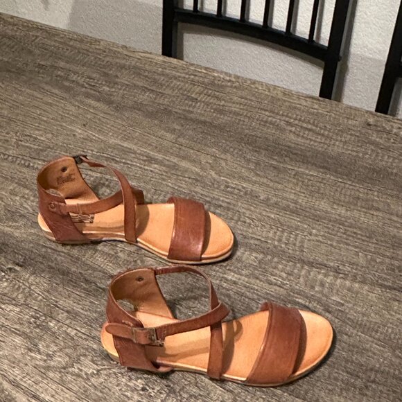Miz Mooz Aster Sandal in Brandy, Size 7 - Picture 4 of 8
